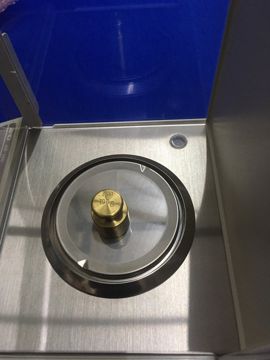 A&D COMPANY LIMITED HR-300i ANALYTICAL BALANCE SCALE