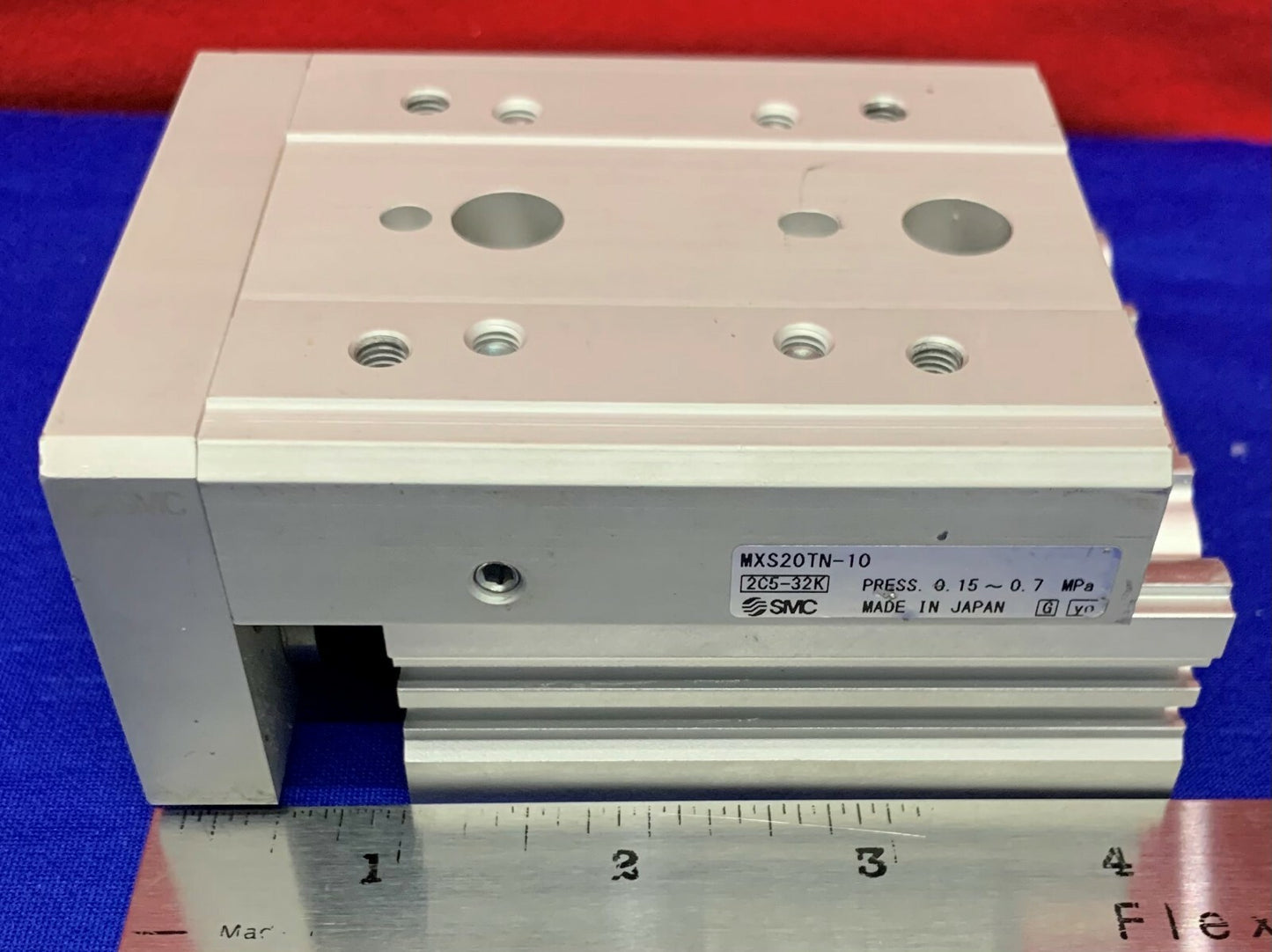 SMC MXS20TN-10 Geleiderailtafel 0,15-0,7 Mpa