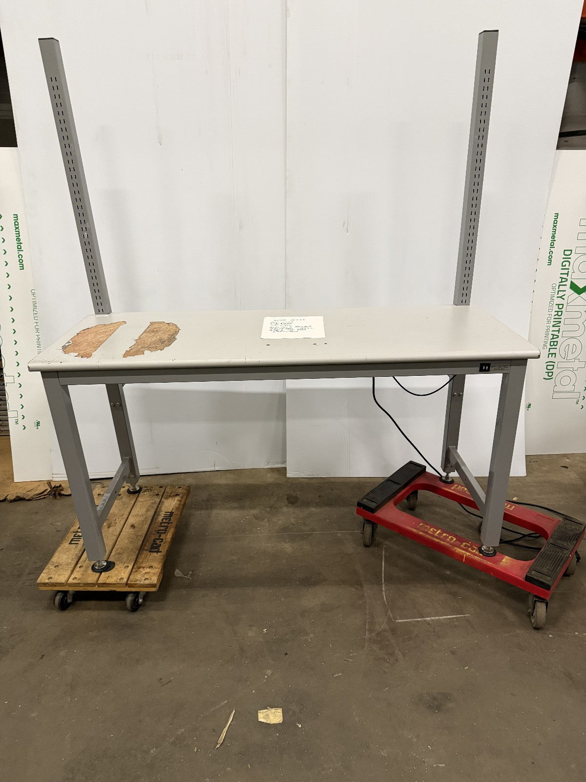 LISTA ELECTRIC HEIGHT ADJUSTABLE 60" W X 25 1/2 " D X 68" TALL WORKBENCH /TABLE