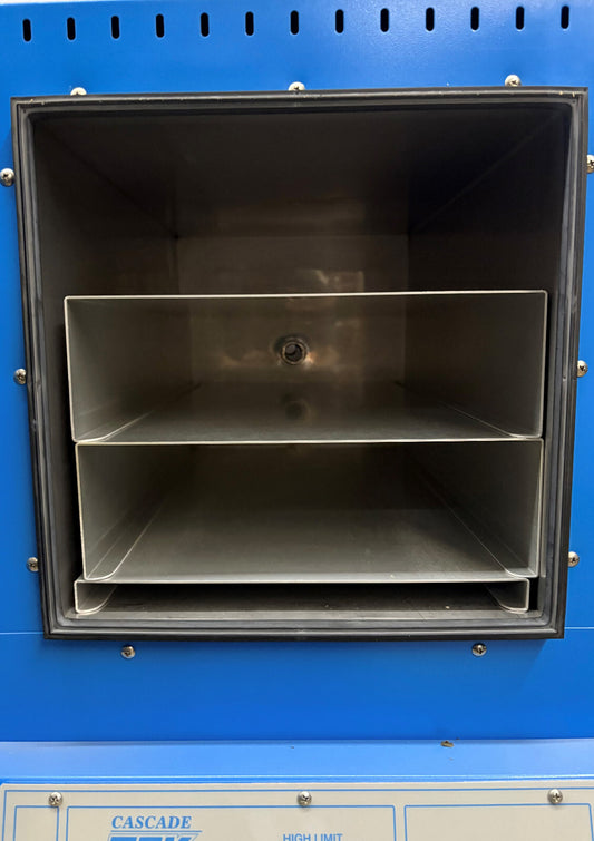 CASCADE TEK EMPTY SHELL VACUUM CHAMBER NO HEAT OR PUMP TVO-2 9100744 - FOR PARTS