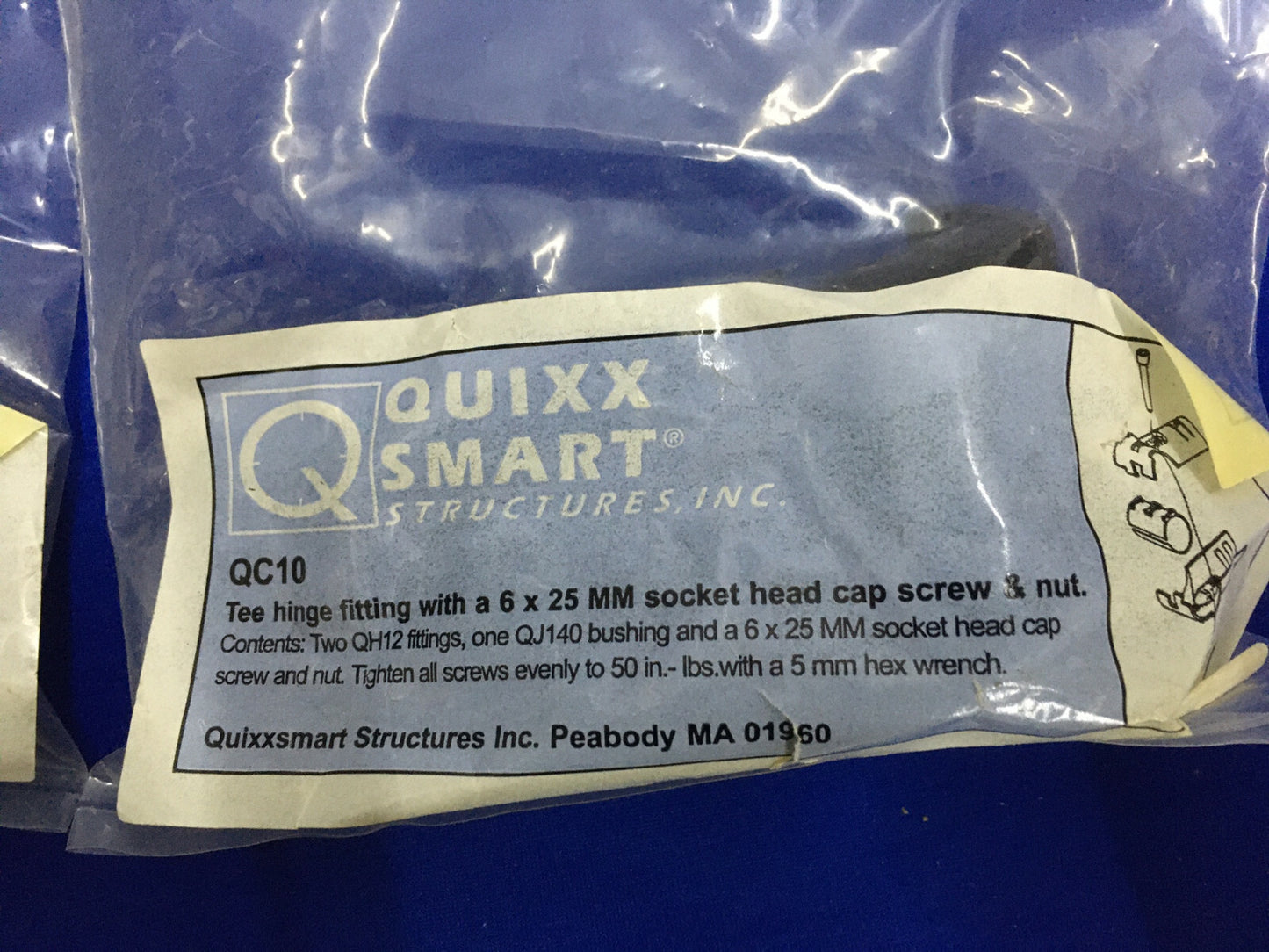 LOTE DE 8 ESTRUCTURAS QUIXXSMART ® CONEXIÓN DE BISAGRA EN T QC10 CON HERRAJES