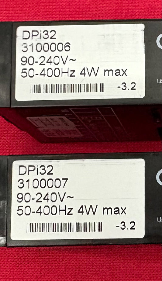 OMEGA PANEL METER DPi32 90-240V 4 DIGIT TEMPERATURE/PROCESS -QTY 2 -PARTS/REPAIR