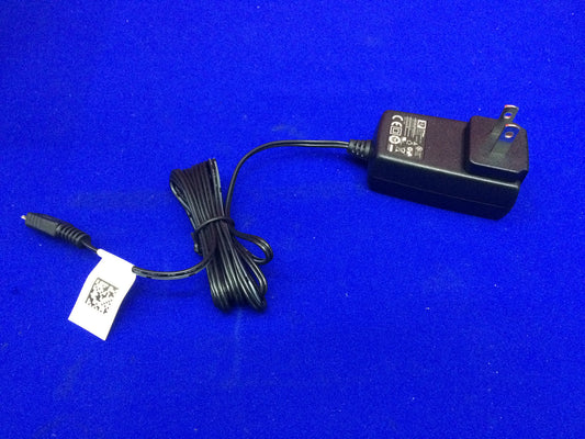FUENTE DE ALIMENTACIÓN XP Power 5 V CC 1,6 A 100-240 Enchufe estadounidense a micro USB VEP08US05
