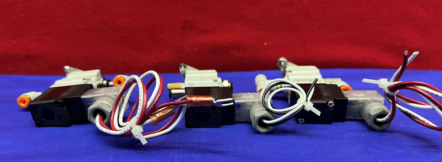 1 LOT HOEVEELHEID VAN 3 - SMC NVKF332-3DZ-01T SOLENOÏDEKLEP