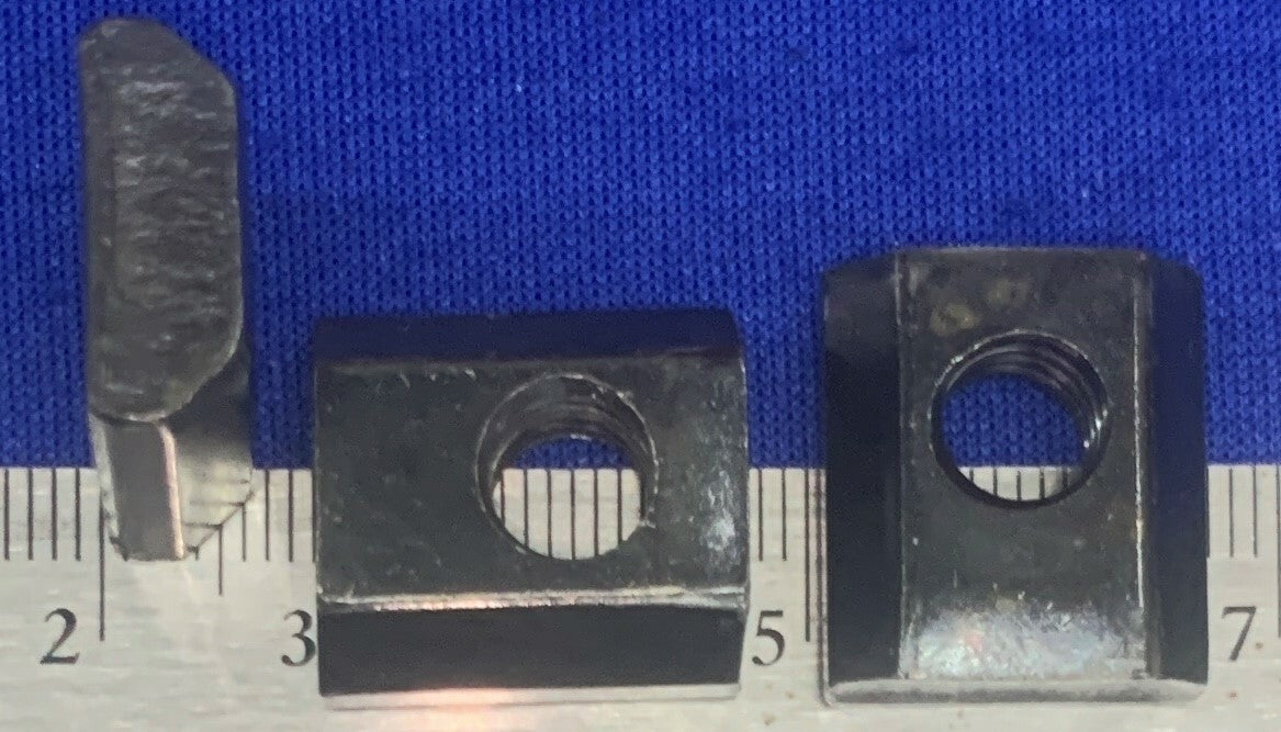 Qtà 12 - Gruppo di fissaggio di ancoraggio standard 80/20 (dado a T, camma e vite a testa cilindrica)