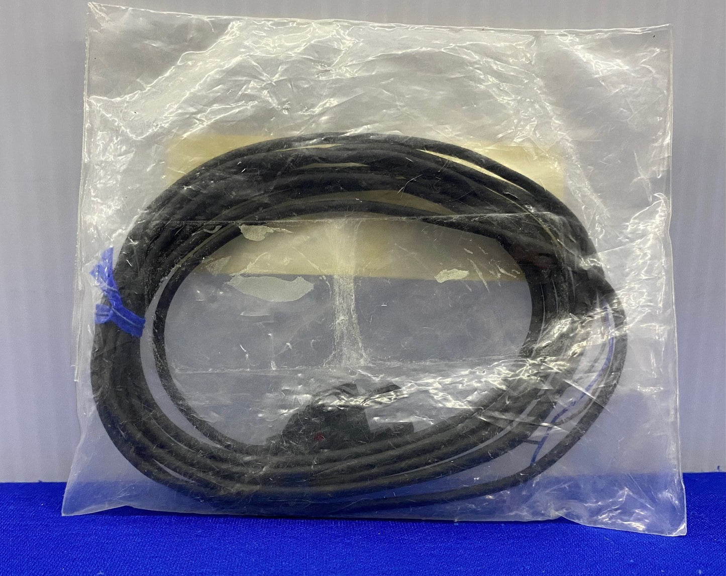 DIGI-KEY OR605-ND / OMRON EE-SX770 OPTO/OPTICAL SENSOR 5MM SLOT DARK-ON