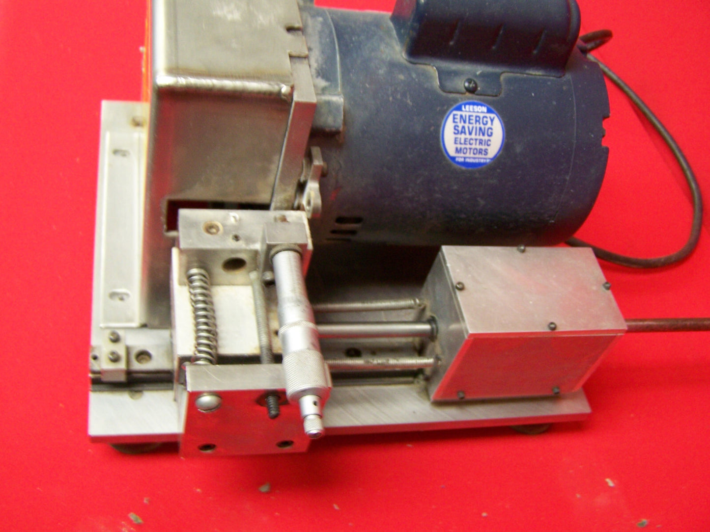 LEESON, A4C34DC7F, MEULEUSE À POINTE DE PROFIL DE CATHÉTER REFROIDIE PAR EAU RÉGLABLE