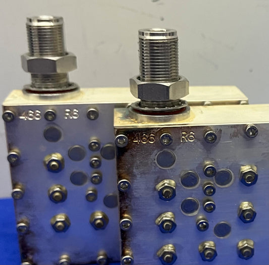 RF バンドパス フィルター 466 R6 1.5GHz CMT 532-5000-0466 CMF466 0702 - 1 ロット数量 2