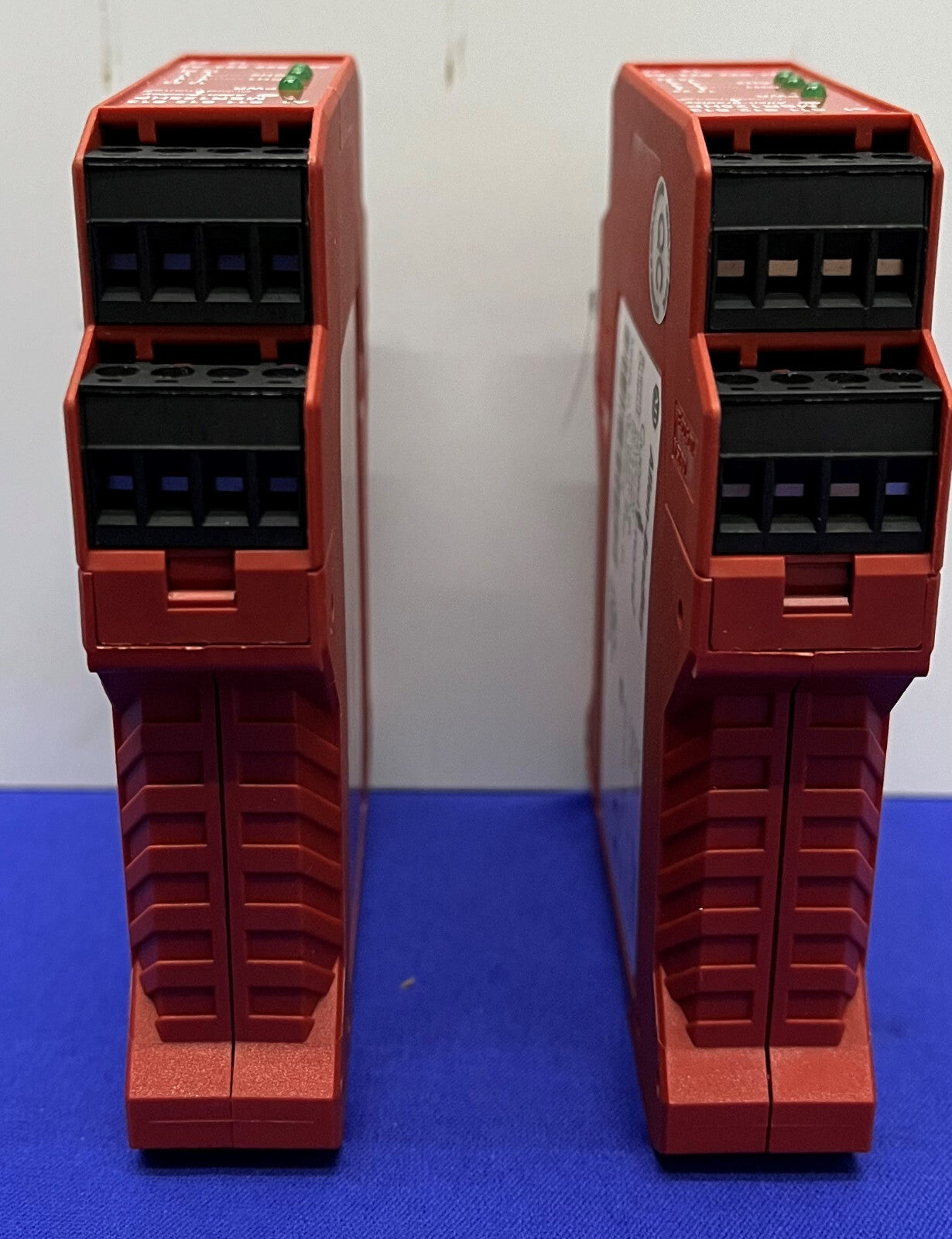 AB ALLEN BRADLEY GUARD MASTER 440R-D23171 MSR125HP RELÈ DI SICUREZZA LOTTO DI 2