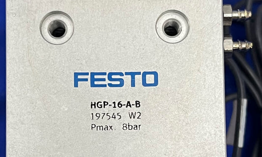 PINZA NEUMÁTICA PARALELA DE AIRE FESTO HGP-16-AB 197545 W2 Y CANTIDAD 2 DEL-TRON N-1AC