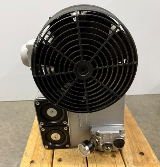 BUSH AKH 1EF100LA-04 VACUUM PUMP 208 V 60 HZ FOR PARTS REPAIR