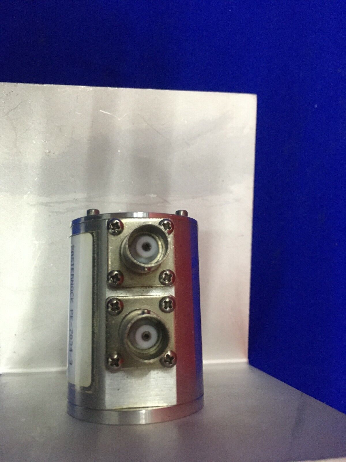 ATENUADOR DE PASOS ROTATIVO PE7034-3 DE PASTERNACK ENTERPRISES