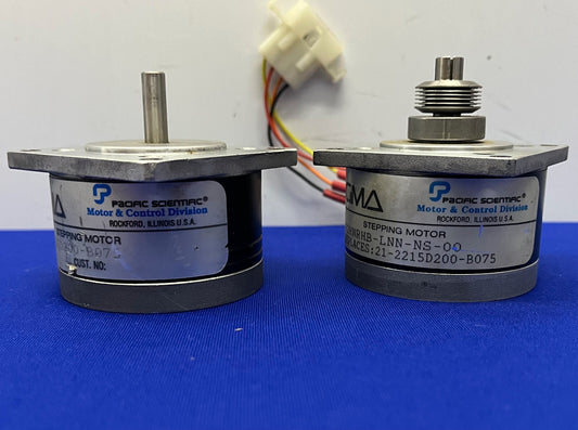 MOTOR PASO A PASO PACIFIC SCIENTIFIC SIGMA 21-2215D200-B075 HZHNRHB-LNN-NS-00 CANTIDAD 2