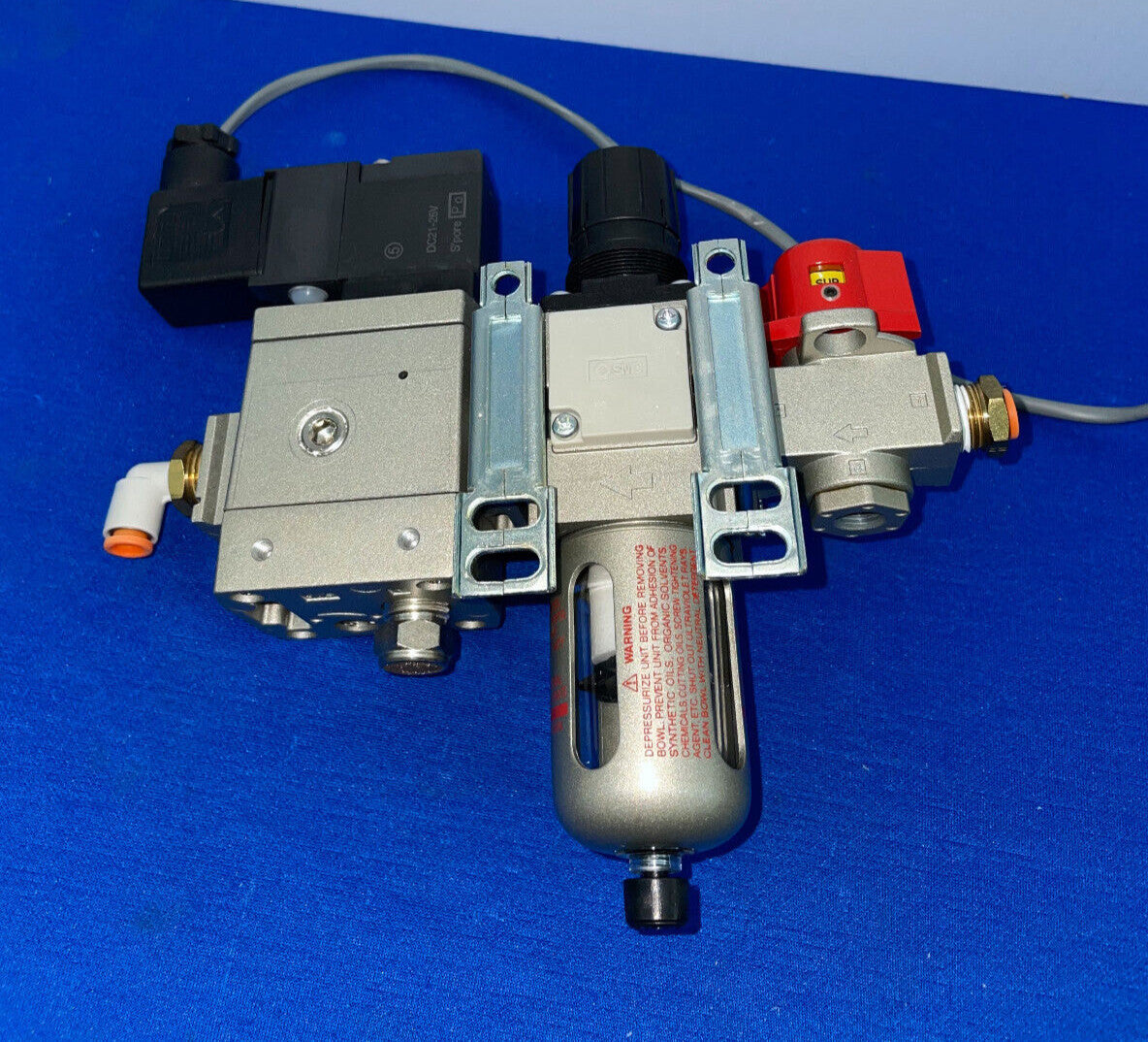 SMC-KLEP MET ISE35-N-65-P DIGITALE UITLEZING & NAV2000-NO2-5DZ & VHS20-NO2-2