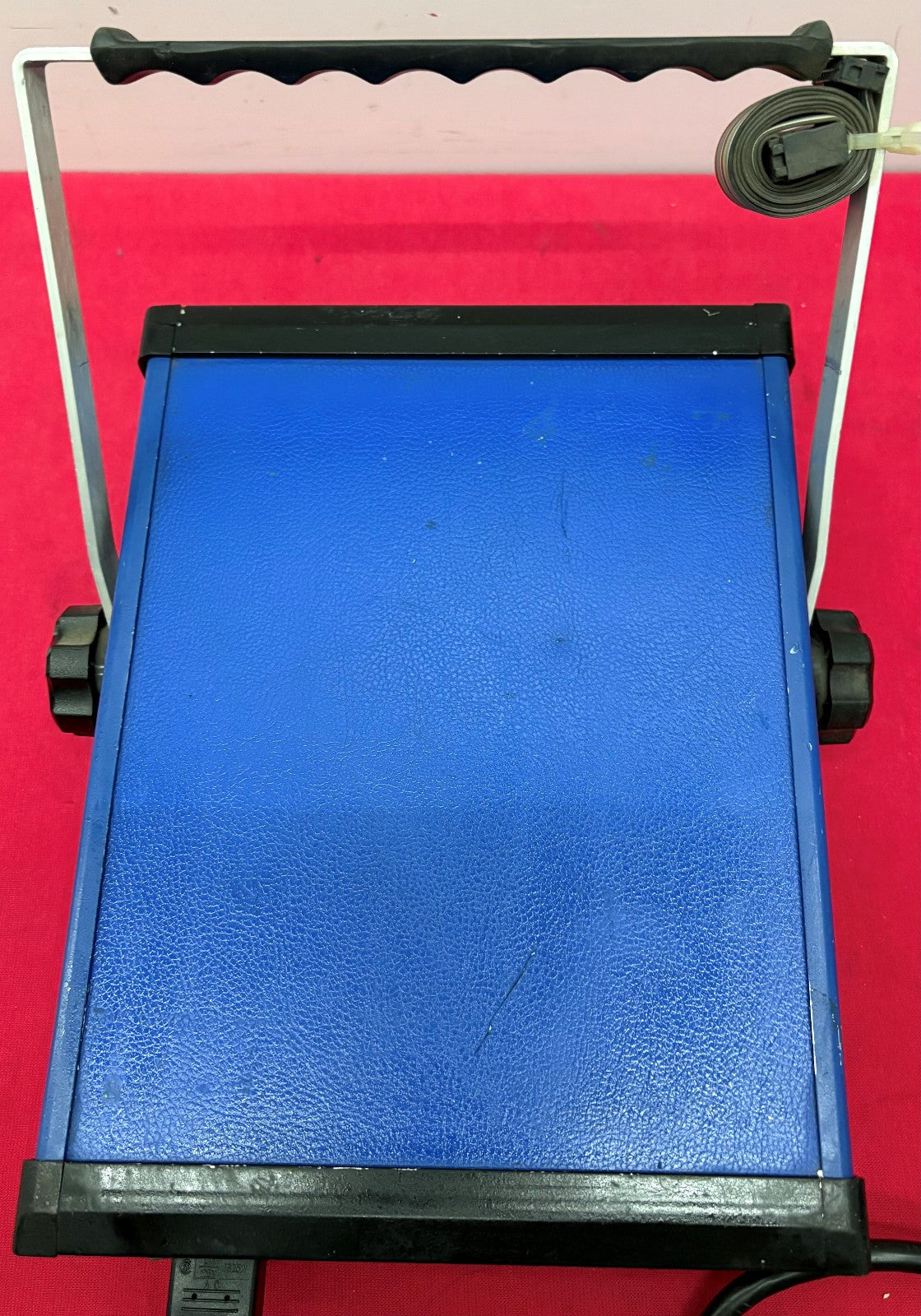 OMEGA FMA-DV GAS MASS FLOW CONTROLLER 115V RANGE: 0-100% - FOR PARTS/REPAIR