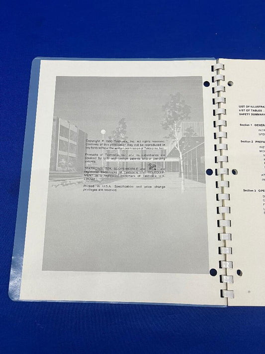MANUALE DI ISTRUZIONI PER LA FOTOCAMERA TEKTRONIX C-59A COPYRIGHT 1980