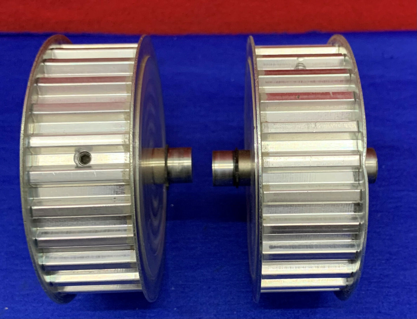 Lotto di 2 pulegge per cinghia dentata di precisione T10/27