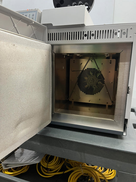 BRUKER 450-GC GASCHROMATOGRAAF 120V - ARTIKEL VOOR ONDERDELEN/REPARATIE