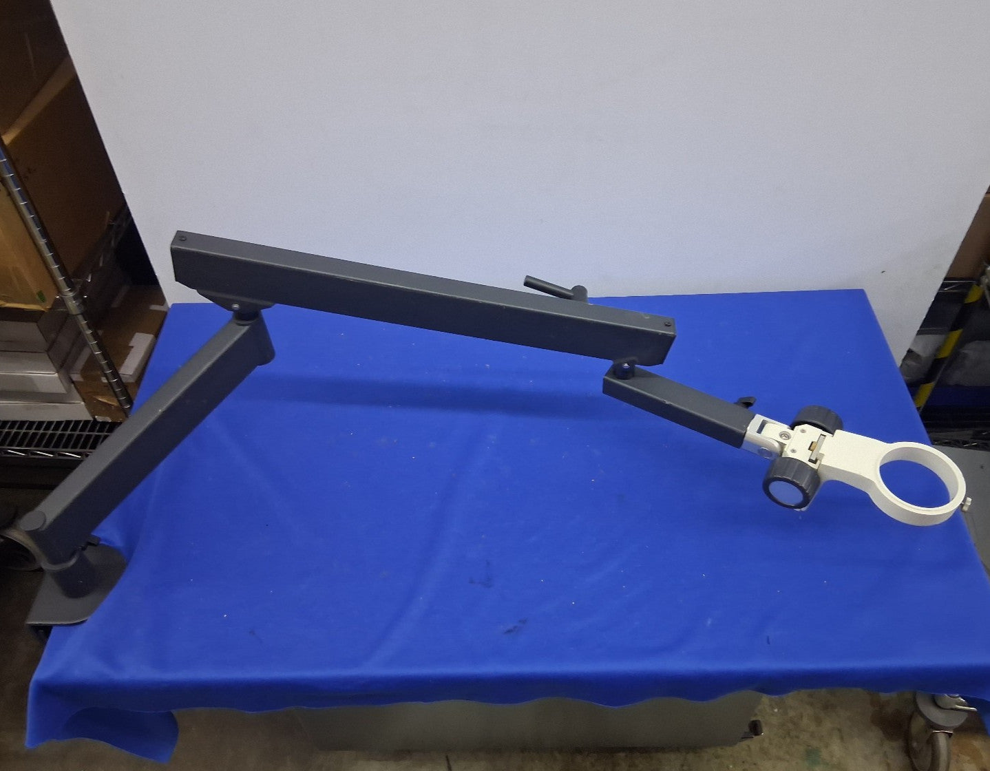 LEICA STEREO MICROSCOPE BOOM STAND ARM FLEX ARTICULATING ARM 10450495 E ARM