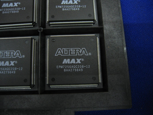 DISPOSITIVO LÓGICO PROGRAMABLE ALTERA EPM7256AQC208-12 BAA279849