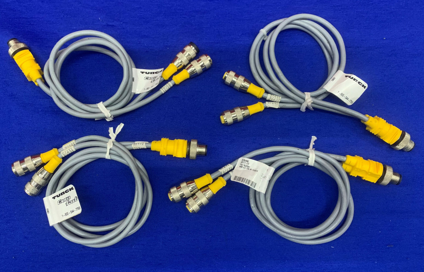Lotto di 4 cavi Turck U0117-73 n. parte VBRS 4.4-2RK 4T-0.6/0.6