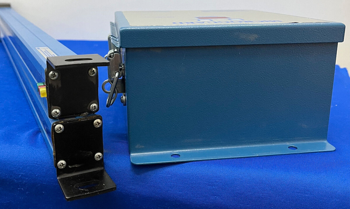 Boîtier de commande de rideau lumineux de sécurité Pinnacle MG-28-0F-20 Émetteur et récepteur - Pièces