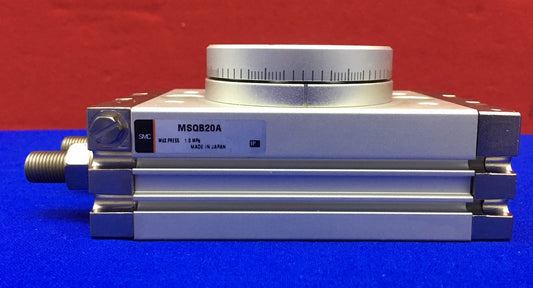 SMC MSQB20A ROTATIEAANDRIJVING MET TAFEL