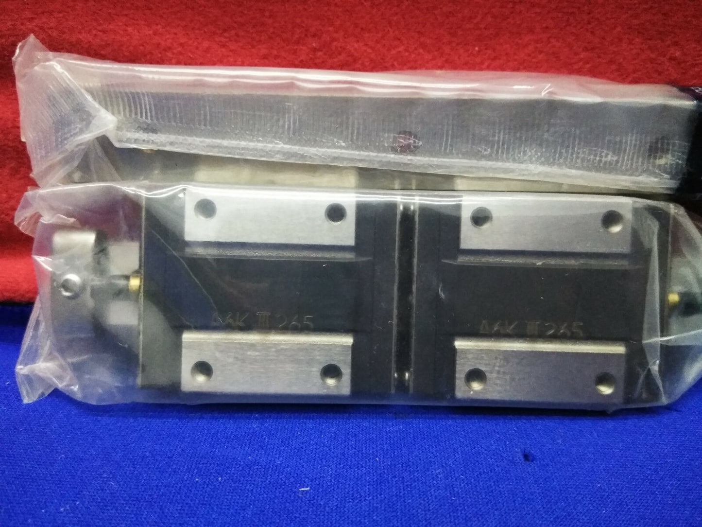 CUSCINETTO LINEARE THK LM SYSTEM 2RSR15ZMUU+230LM