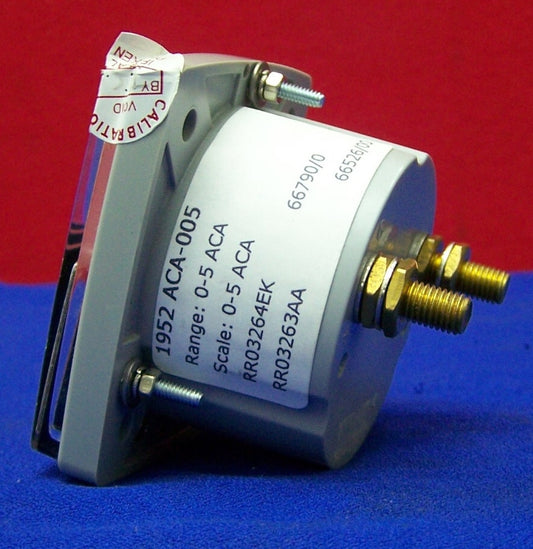 1952-ACA-005 MEDIDOR DE PANEL ANALÓGICO 1952 RANGO Y ESCALA 0-5 AMPERIOS CA (ACA)