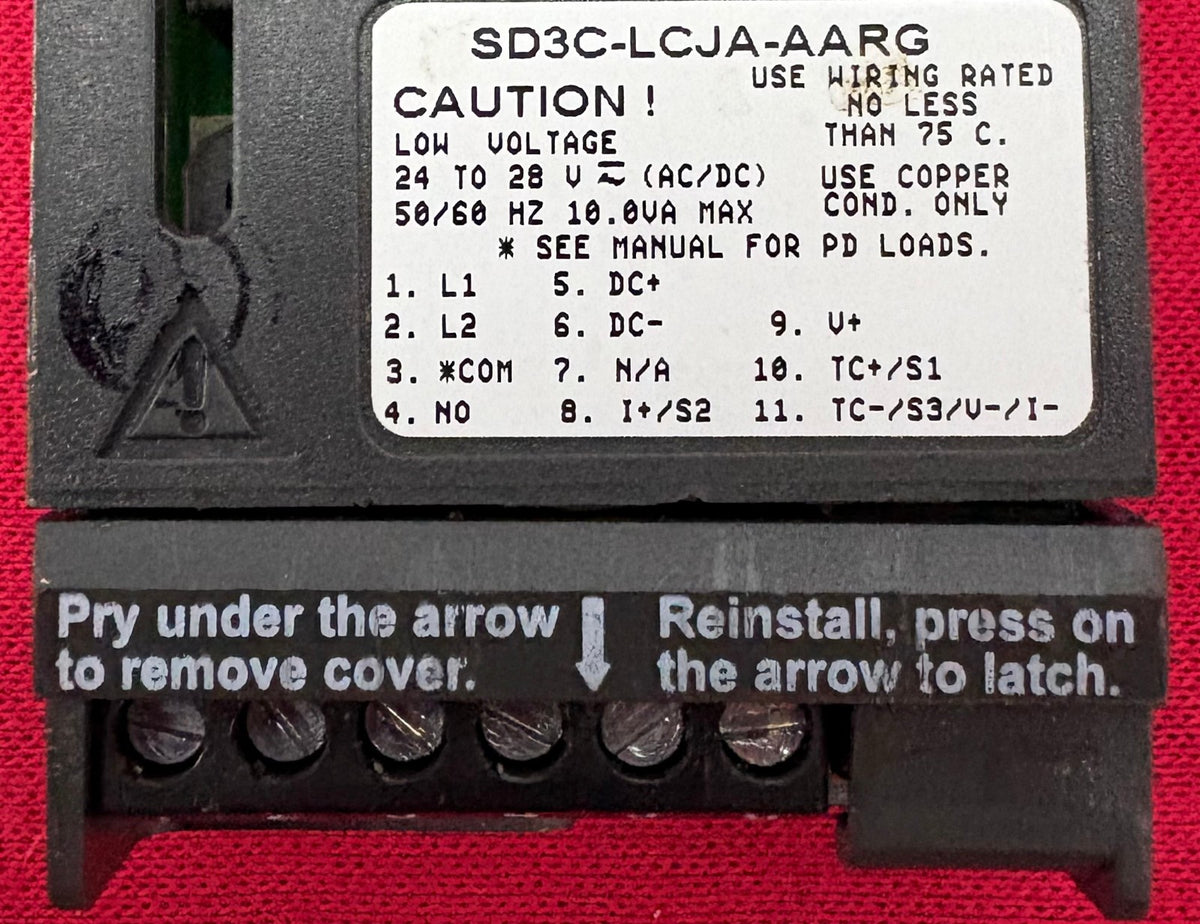WATLOW TEMPERATURE CONTROL LOW VOLTAGE SD3C-LCJA-AARG IP65/4X/12 SN 238354. DC