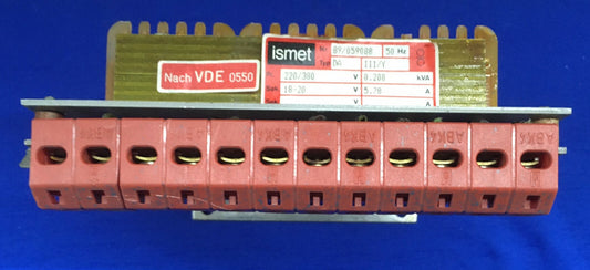ISMET 89/059088 TRANSFORMATOR 50HZ TYP DA III/Y PR 220/380V 0,200 kVA sek 18-20 V