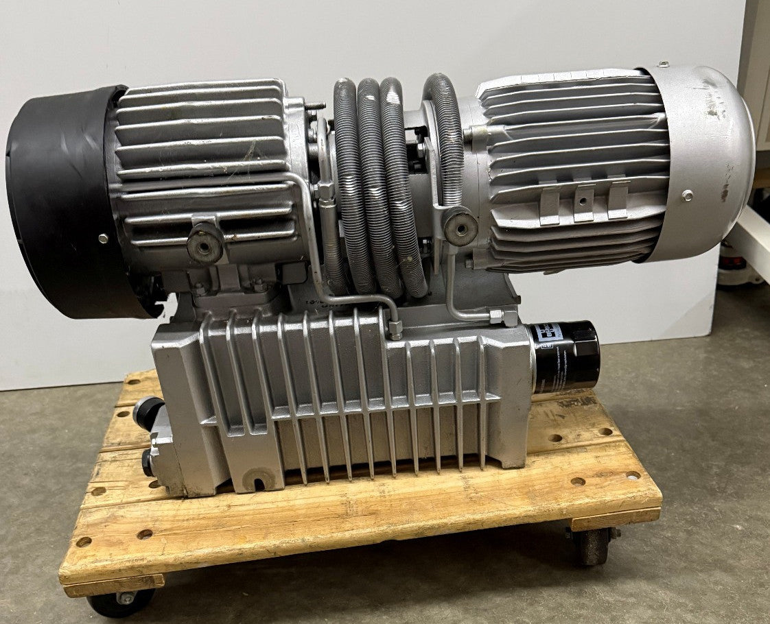 BUSH AKH 1EF100LA-04 VACUUM PUMP 208 V 60 HZ FOR PARTS REPAIR