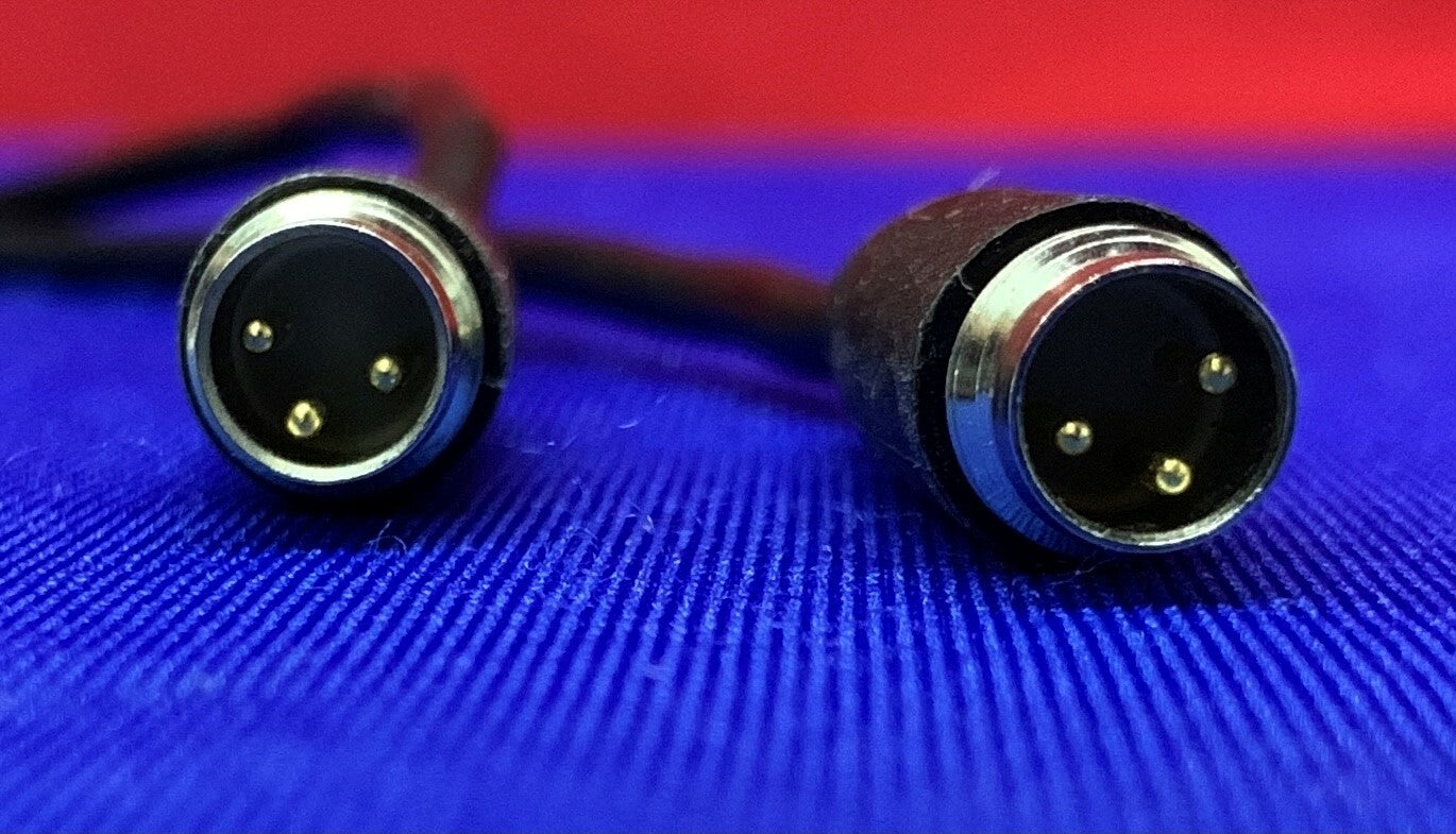 Cilindro neumático ITT Compact Air ATCL12X20US de 12 mm de diámetro con sensor de límite compacto