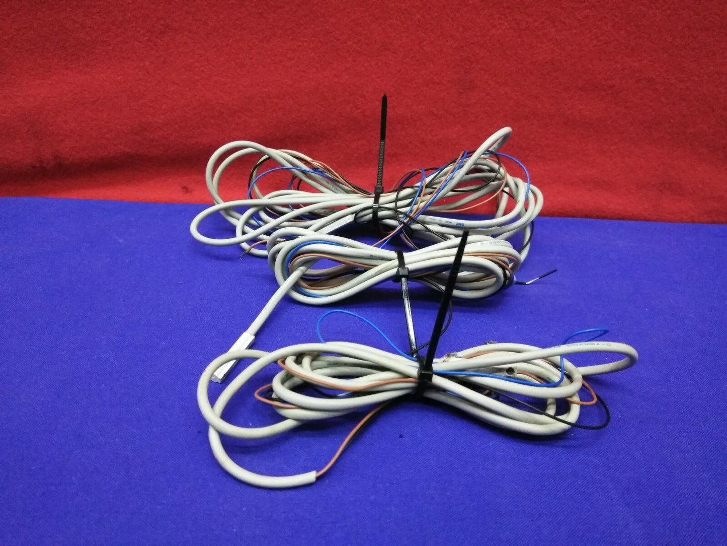 1 LOT HOEVEELHEID VAN 3 - SMC D-M9N SENSOREN