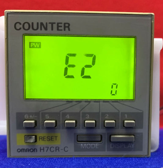 Contador digital Omron H7CR-C 12 a 24 VCC/24 VCA 50/60 Hz
