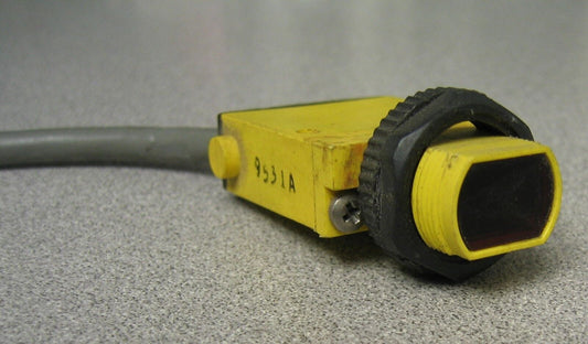 BANNER ENGINEERING EMITTER SM31R MINI-STRAHL