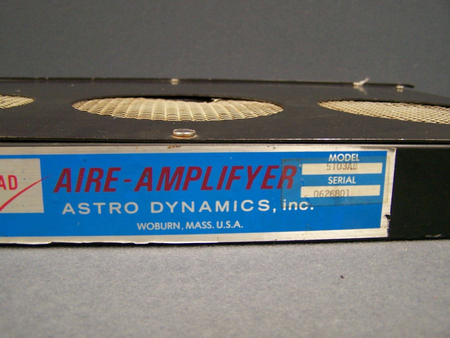 AMPLIFICADOR DE AIRE ASTRO-DYNAMICS INC. VENTILADOR MONTADO EN RACK MODELO 5103AB, SN 0626801