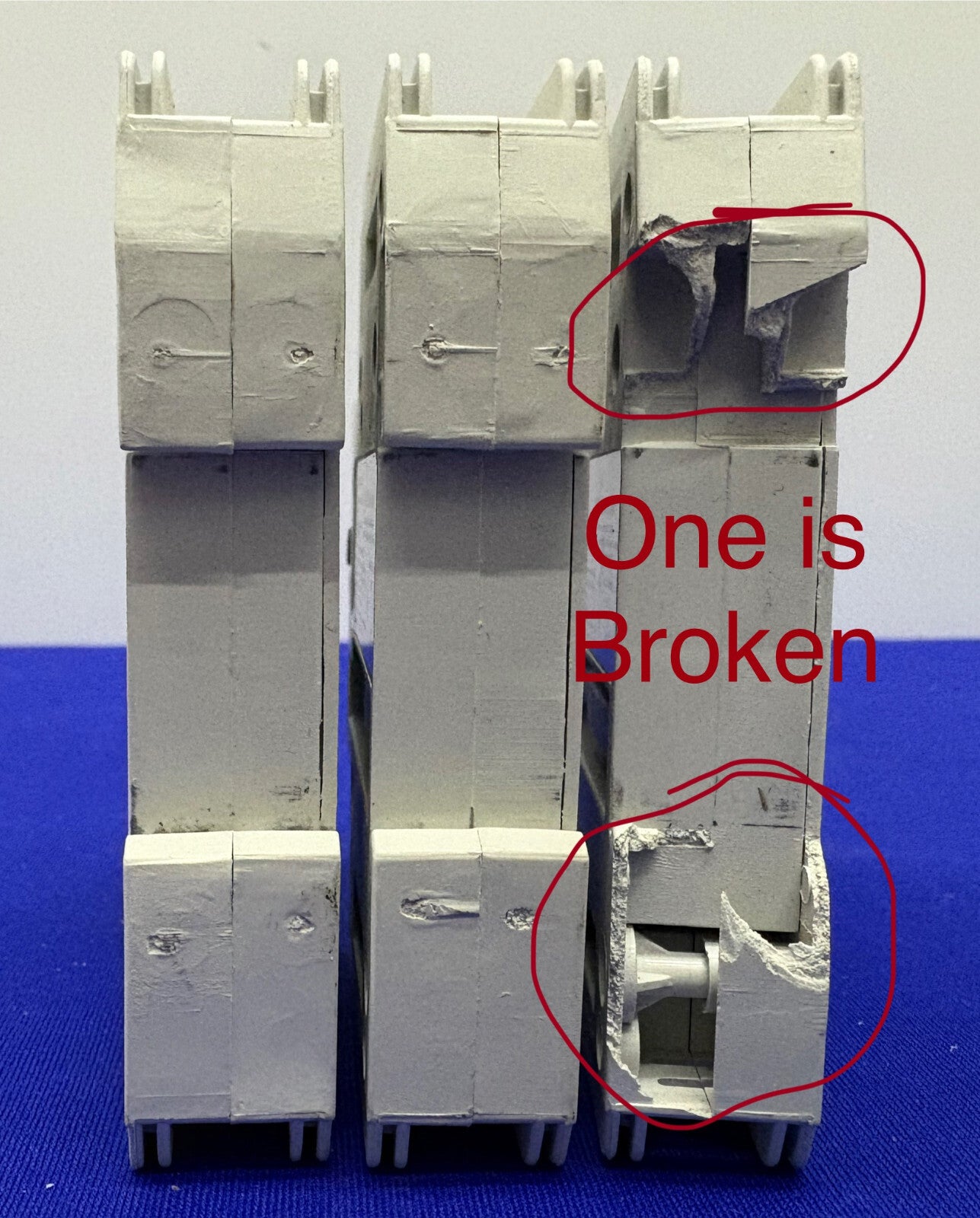 INTERRUTTORE AUTOMATICO COOPER BUSSMANN CCP-1-30CC / CCP-CC - 1 LOTTO QTY 3