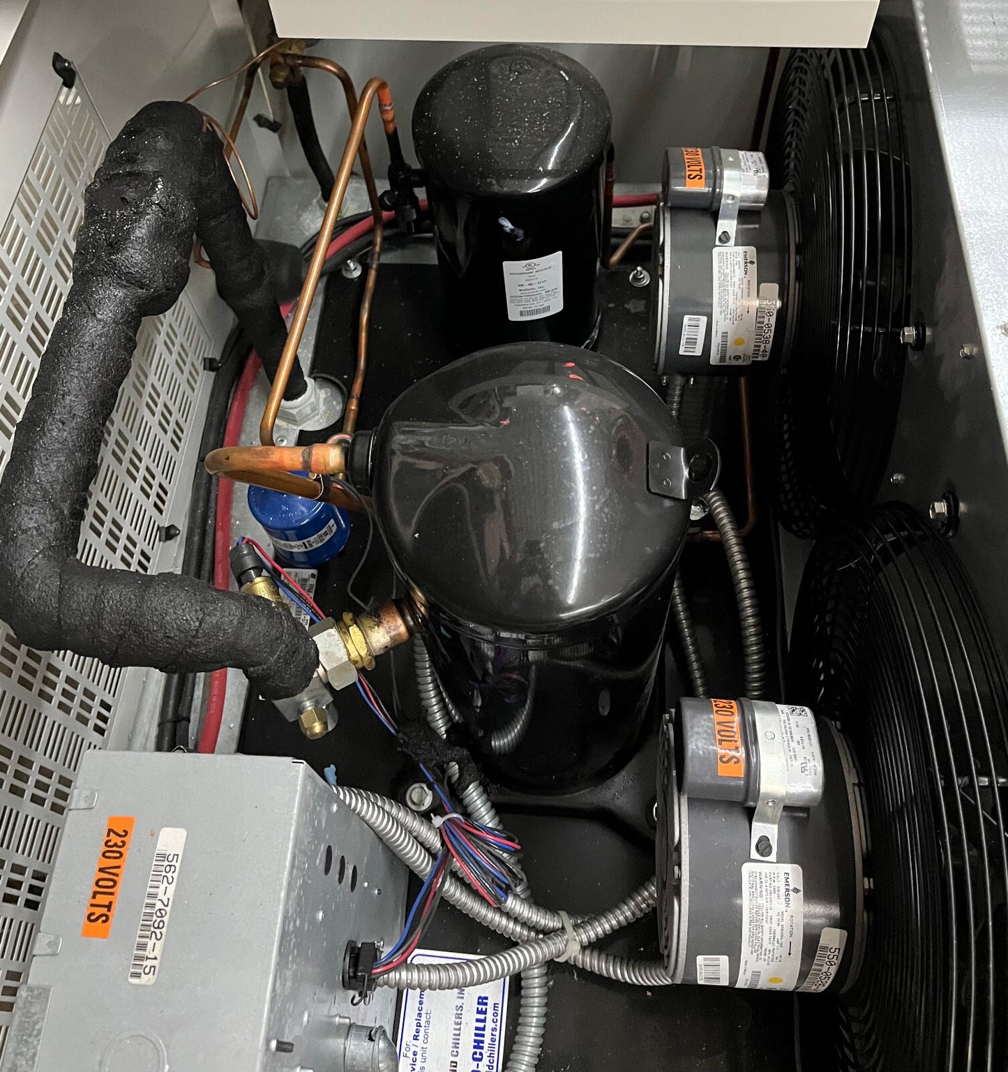 VLOEISTOFKOELER AIR2000 PN 205585 230V - VOOR ONDERDELEN/REPARATIE