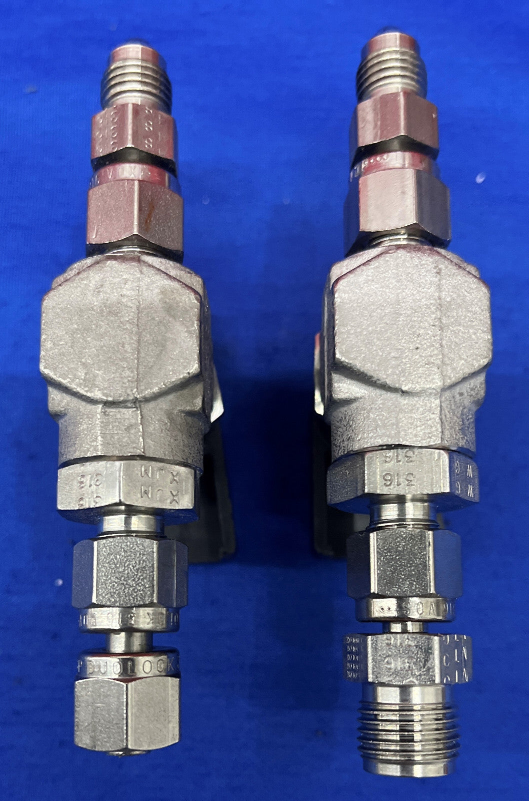 Lotto di 2 valvole a sfera FLOLOK in acciaio inossidabile 312-K-BLK-XP98