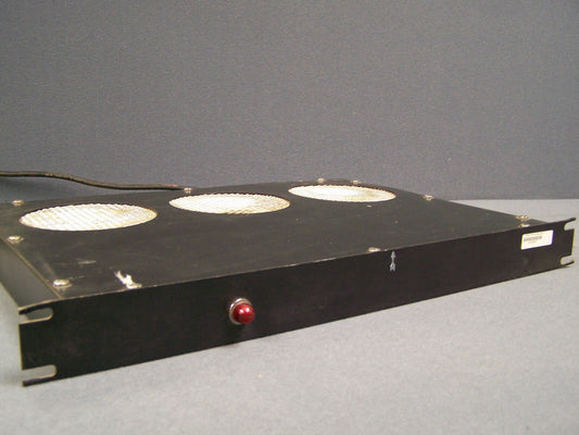 AIRE-VERSTÄRKER ASTRO-DYNAMICS INC. RACKMONTIERTER LÜFTER MODELL 5103AB, SN 0626801