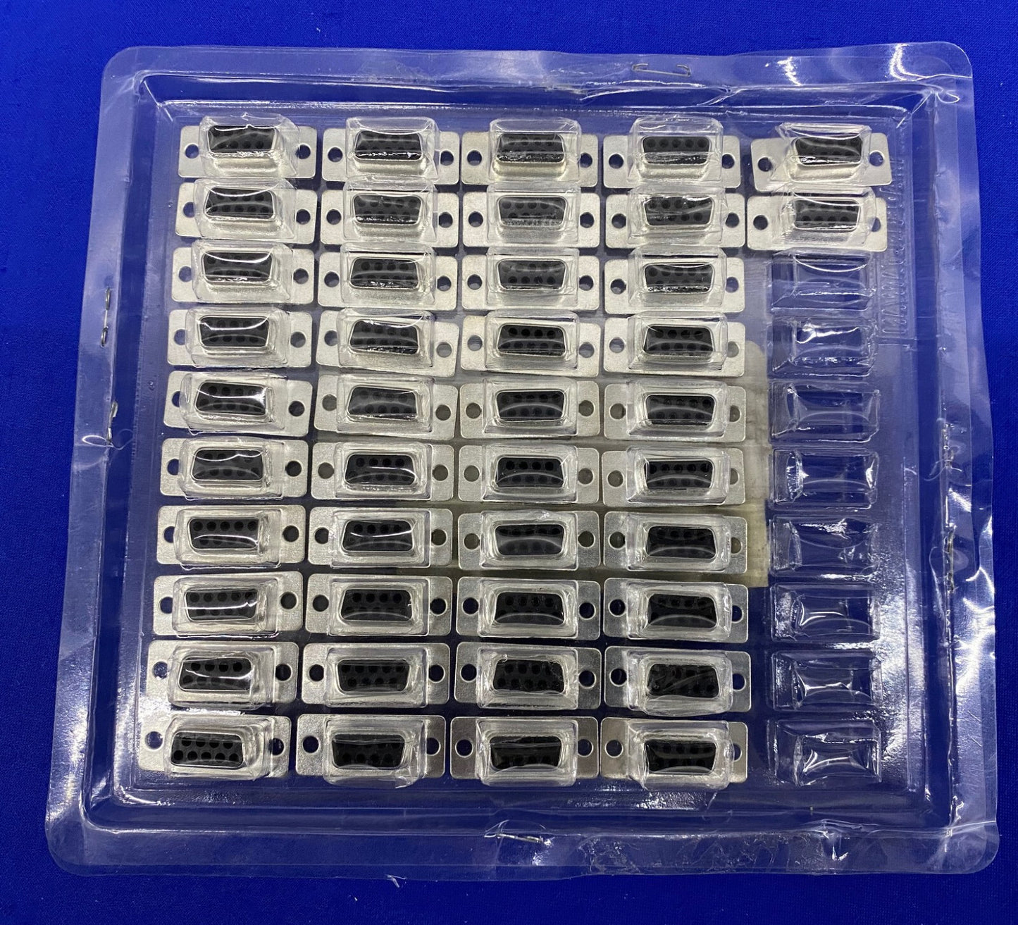 DIGI-KEY 709F-N NORCOMP 170-009-272-000 9-polige Crimpbuchse, Buchse – 1 Paket, Menge 42