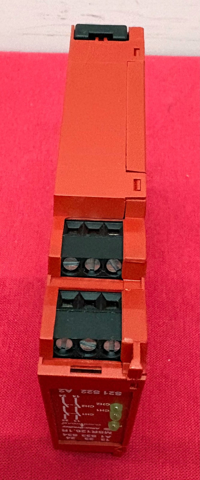 Allen Bradley AB GUARDMASTER MSR126.1R 440R-N23120 SER A SAFETY RELAY