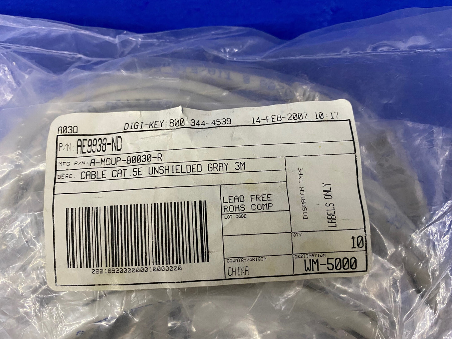 DIGI-KEY AE9938-ND A-MCUP-80030-R KABEL .5E CAT 3M - 1 VERPAKKING VAN 10 KABELS