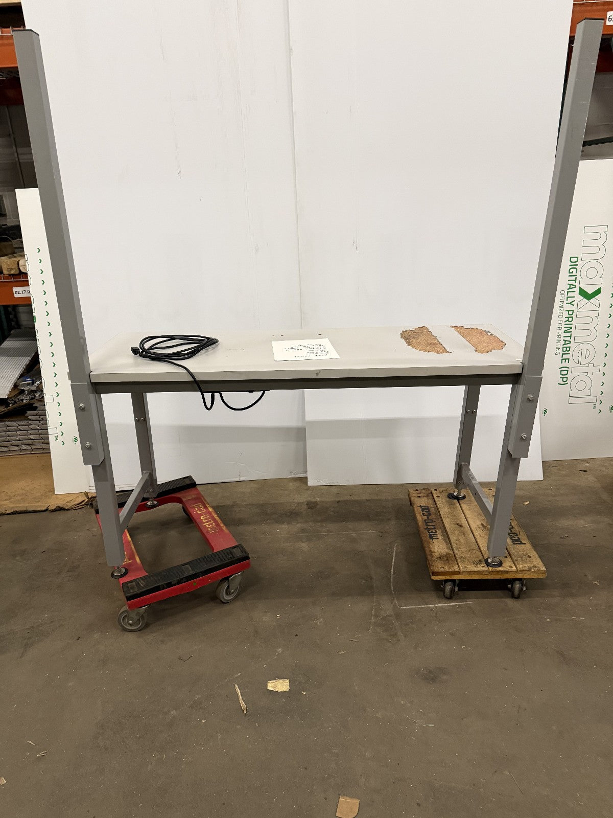 LISTA ELECTRIC HEIGHT ADJUSTABLE 60" W X 25 1/2 " D X 68" TALL WORKBENCH /TABLE