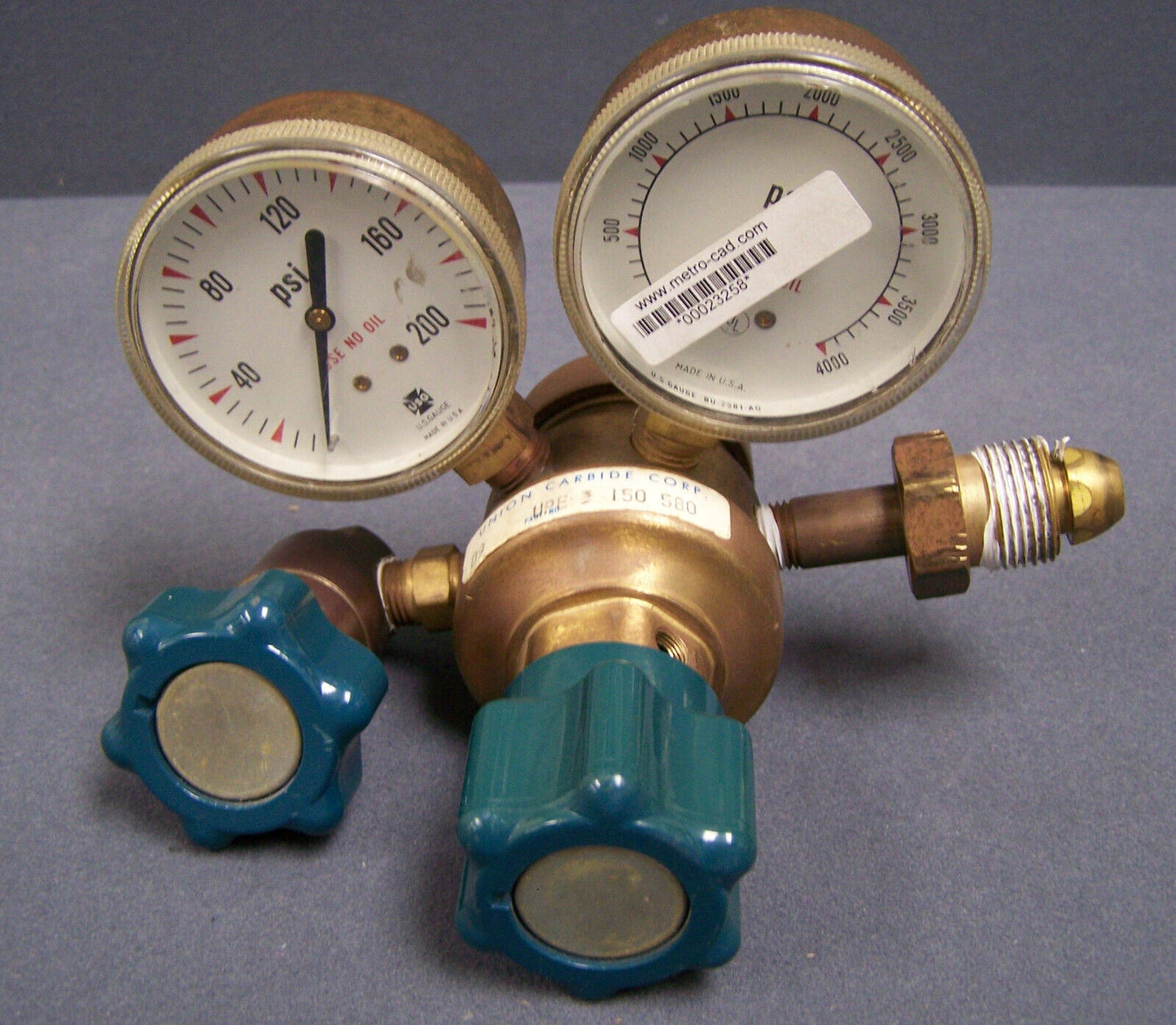 UNION CARBIDE TYPE D9 DRUK UPE 3 150 580 MESSING GASREGELAAR 0 - 200 PSI