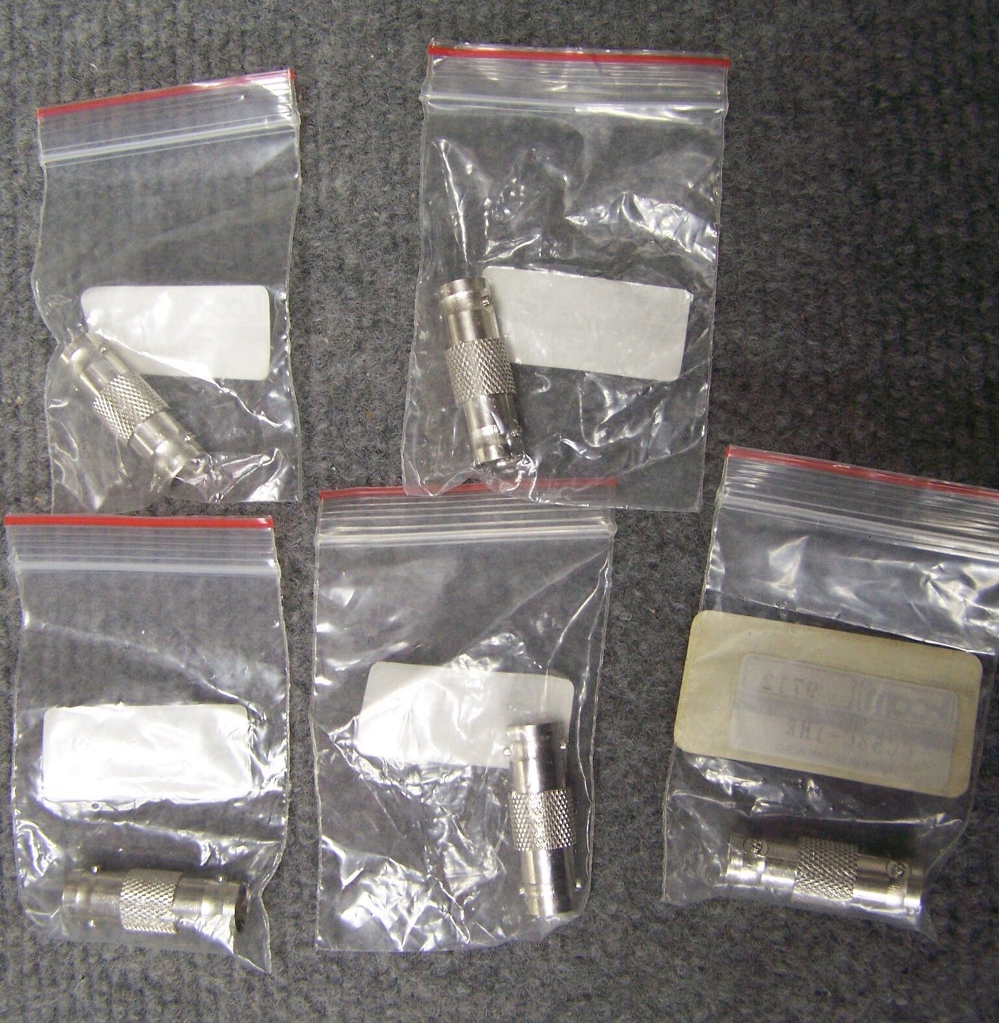 L-COM / LCOM BA80 / 9712 ADAPTER KOAXIAL BNC WEIBLICH / WEIBLICH