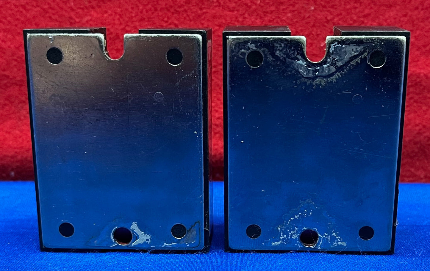 1 LOTE CANTIDAD DE 2 - RELÉ DE ESTADO SÓLIDO CROUZET GORDOS G240D25 84060431