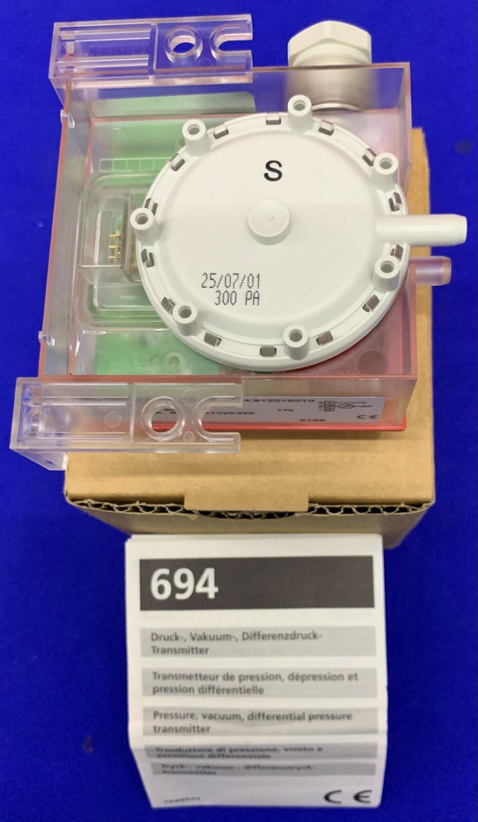 Huba Control 694.912215010 Relatieve en differentiële druktransmitter