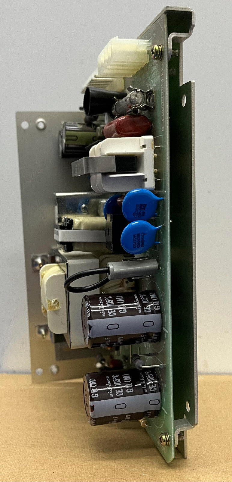 TDK KEPCO VOEDING ERX24-2.5 INGANG: AC115/230V, 1.6/0.9A, 50/60HZ UITGANG: DC24